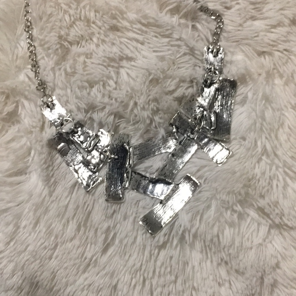 Necklace - Picture 3 of 5